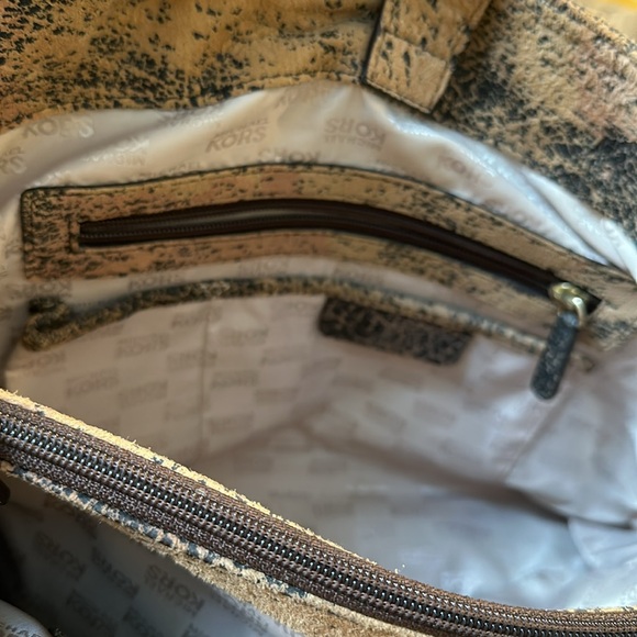 Michael Kors Distressed Hamilton Tote - Picture 10 of 11